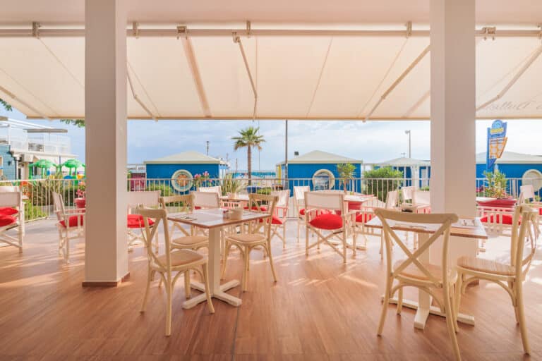 Hotel Caravelle Cattolica - Ristorante Datterino Beach Restaurant & Bar